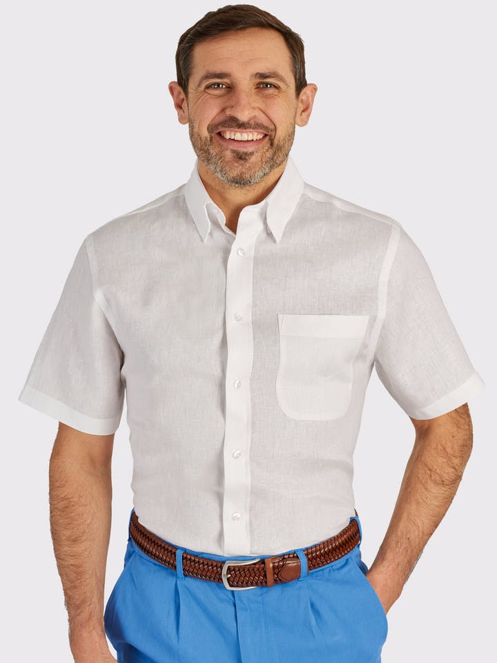 Men's White 100% Linen Short Sleeve Shirt On Model